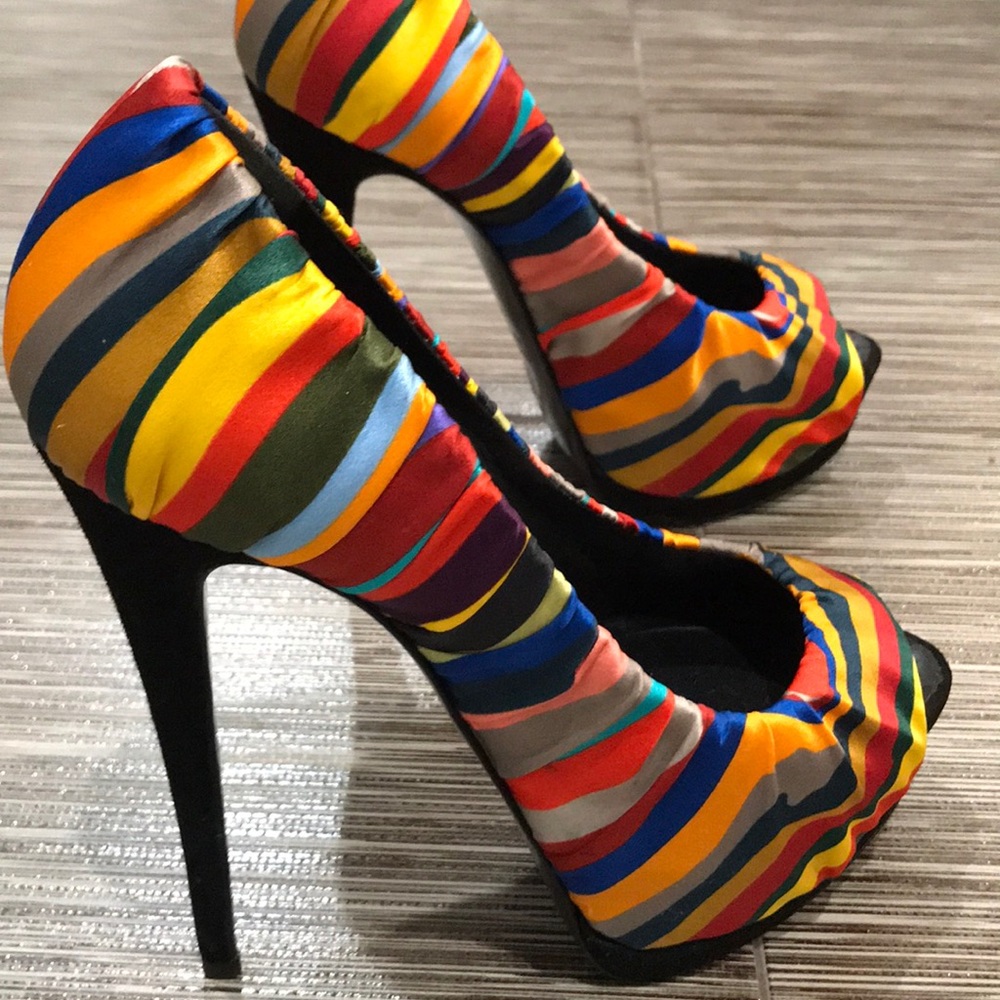 Platform shoes - Picture 2 of 6